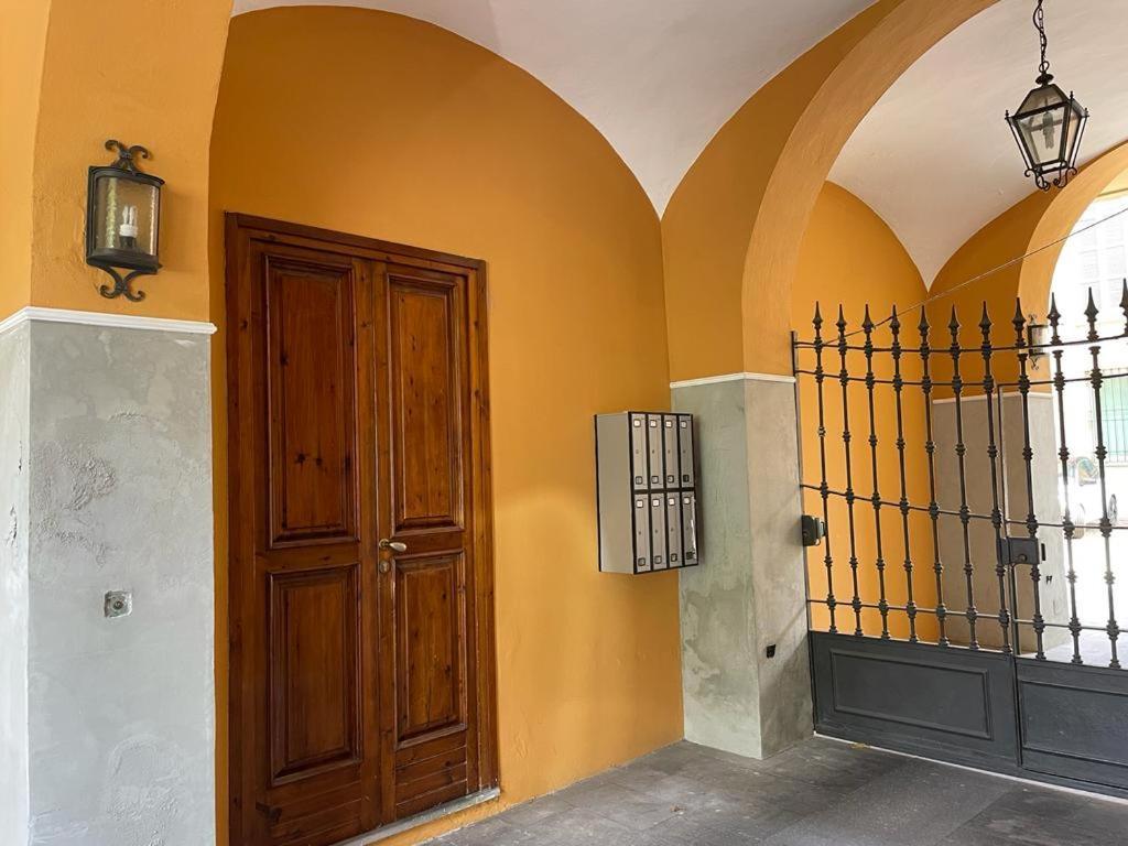 Апартаменты Minimal Loft In Centro A Пьяченца Экстерьер фото