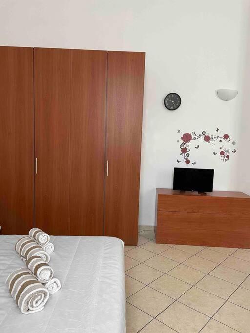 Апартаменты Minimal Loft In Centro A Пьяченца Экстерьер фото